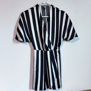 H&M Silky Feel Wrap Dress Black & Tan Flutter Sleeves Size XS